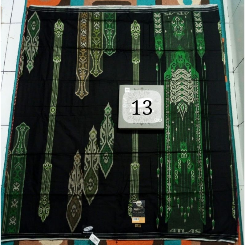Sarung ATLAS Super Premium S 980 Motif Mix Grade Silver Part 02