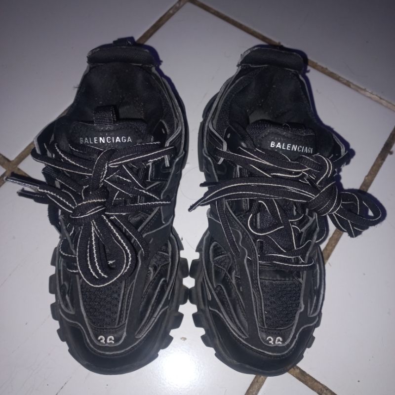 Balenciaga Track Black