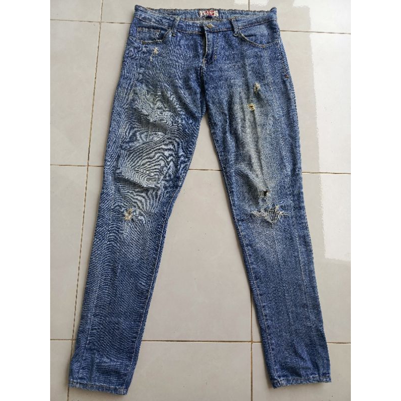 AMERICAN JEANS Celana Panjang Size 31-34