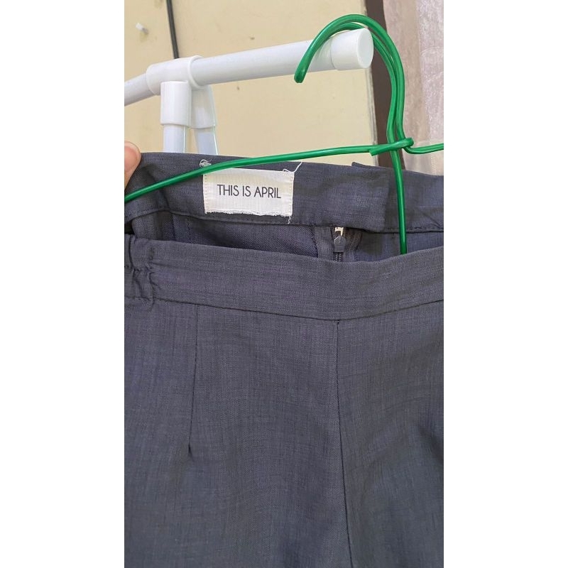 celana this is april