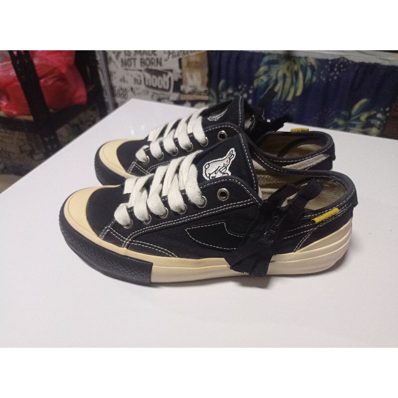 Sepatu Compass x Fxxking Rabbit V1 size 39