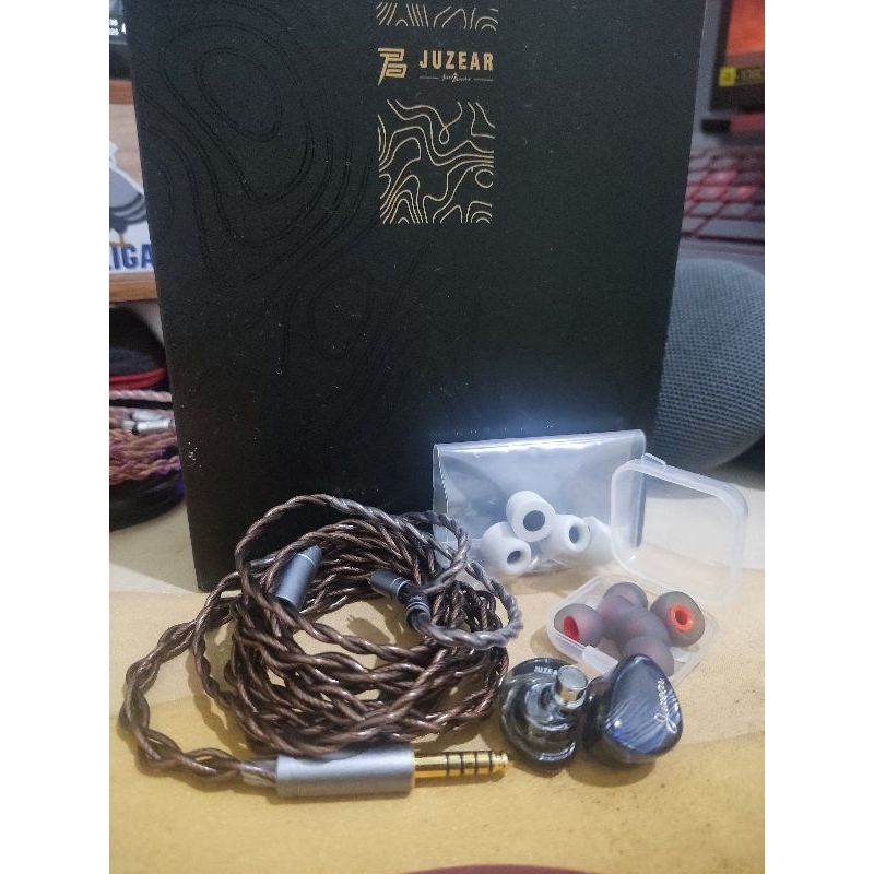 Juzear clear iem not simgot moondrop