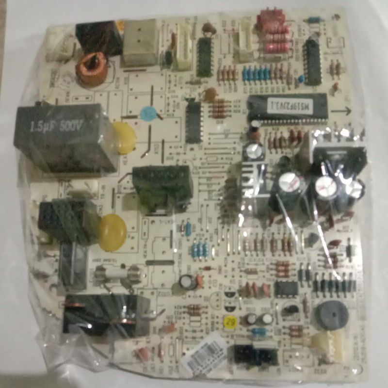 modul PCB indoor AC merk Gree model GWC18NA