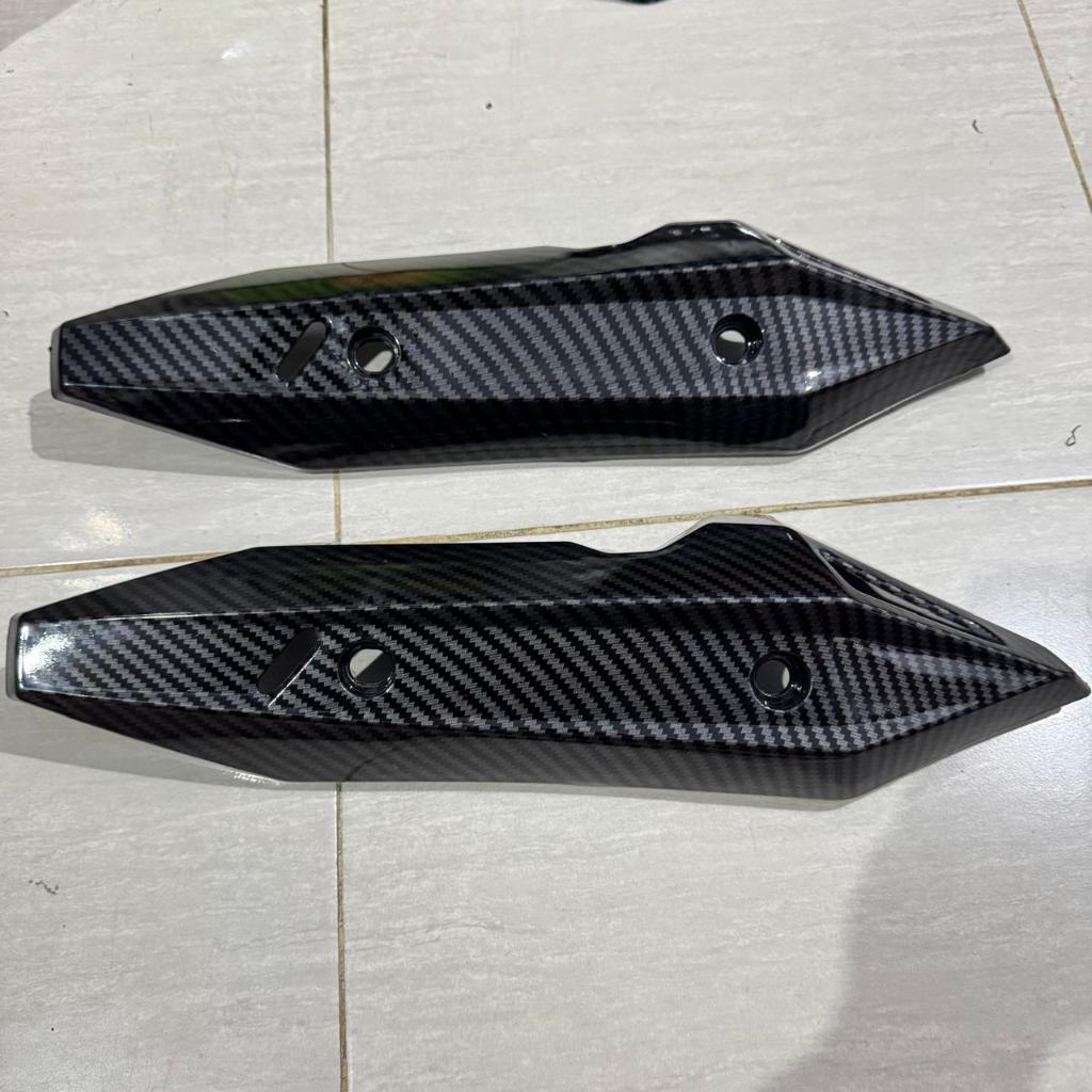 TUTUP KNALPOT VARIO NEW CARBON 2018-2022  tutup knalpot Vario 125/150 new carbon 2018/2021 Cover tam