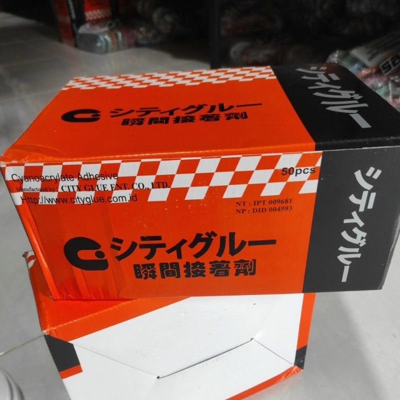 

LEM G botol gemuk per box 50 pcs