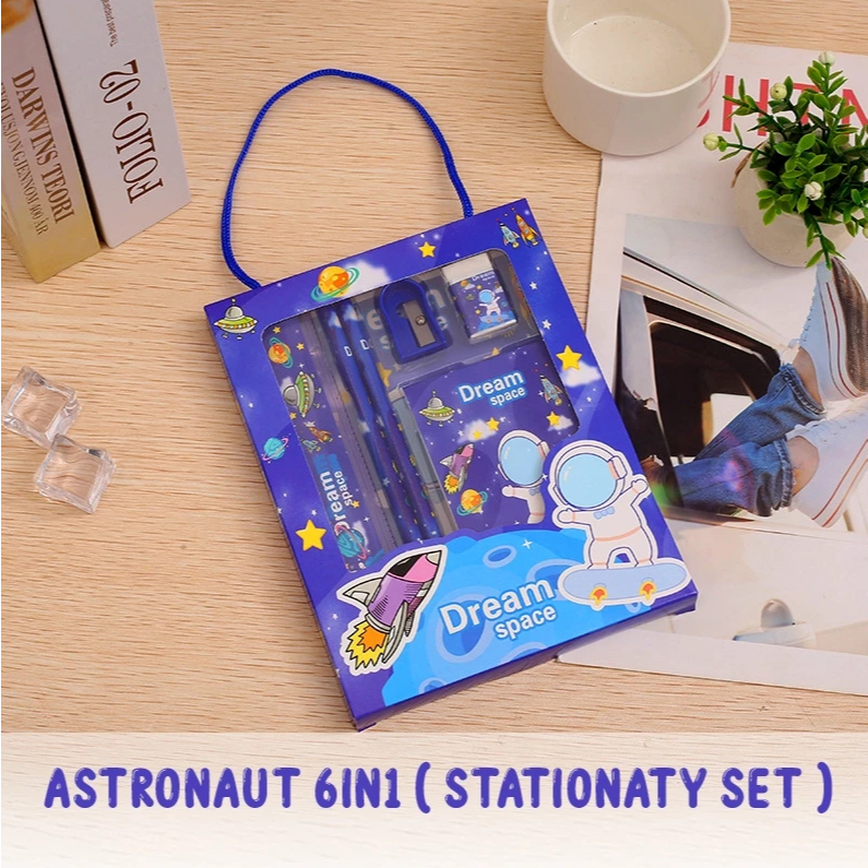 

ROB {16PC =1 KG} STATIONARY SET IMPORT MB 109 - ANAK SEKOLAH - CINAMOROLL MELODY KUROMI SANRIO