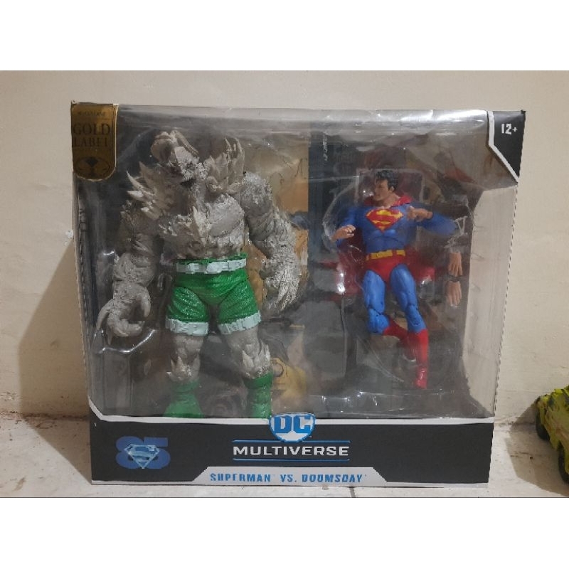 Mcfarlane Superman vs Doomsday
