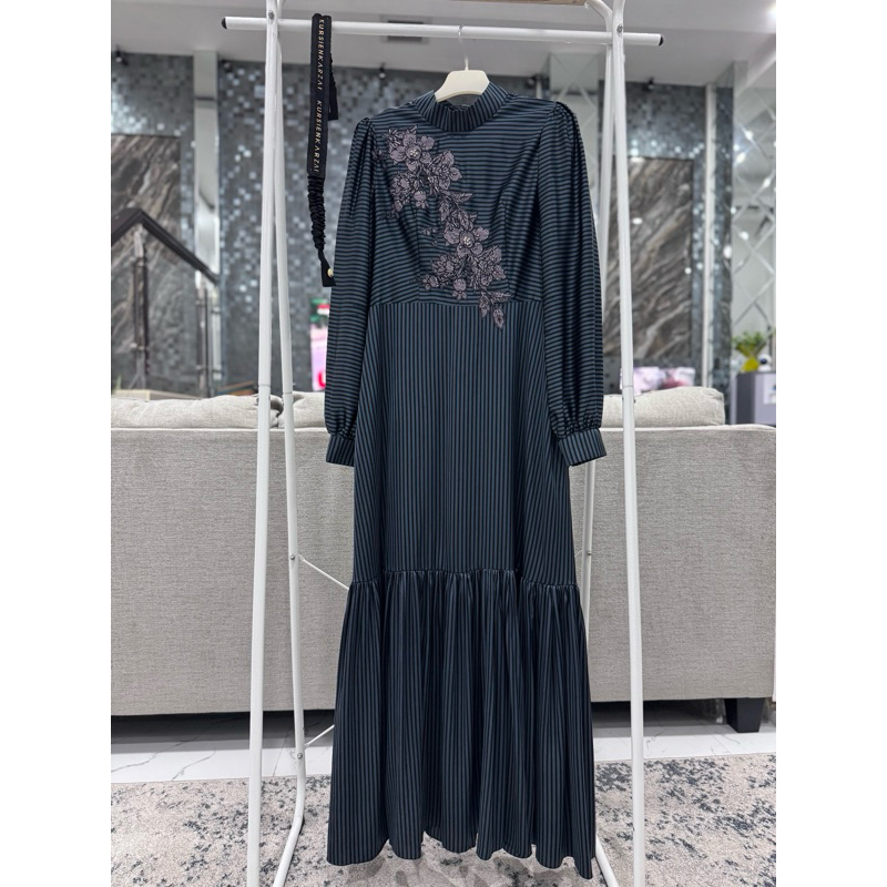 Preloved Dress Kursien Karzai