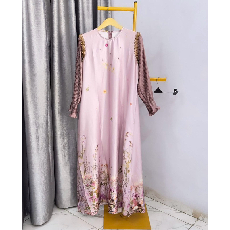 BEADS SIGNATURE DRESS