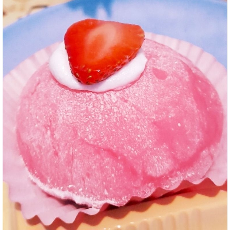 

Mochi Daifuku Strawberry