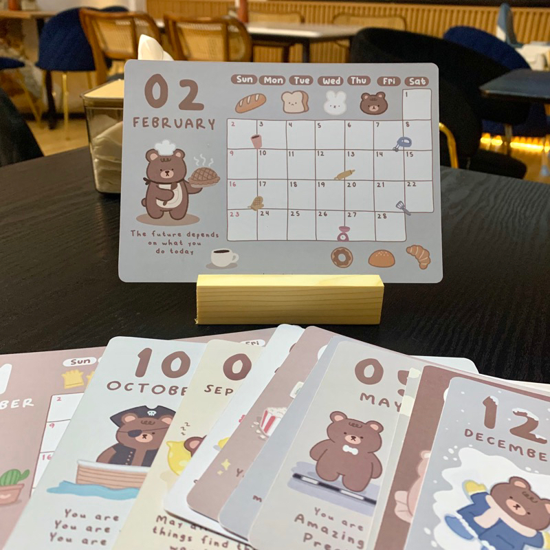 

Kalender planner 2025/kalender lucu aesthetic 2025- Free mini Journal Sticker 1 lembar