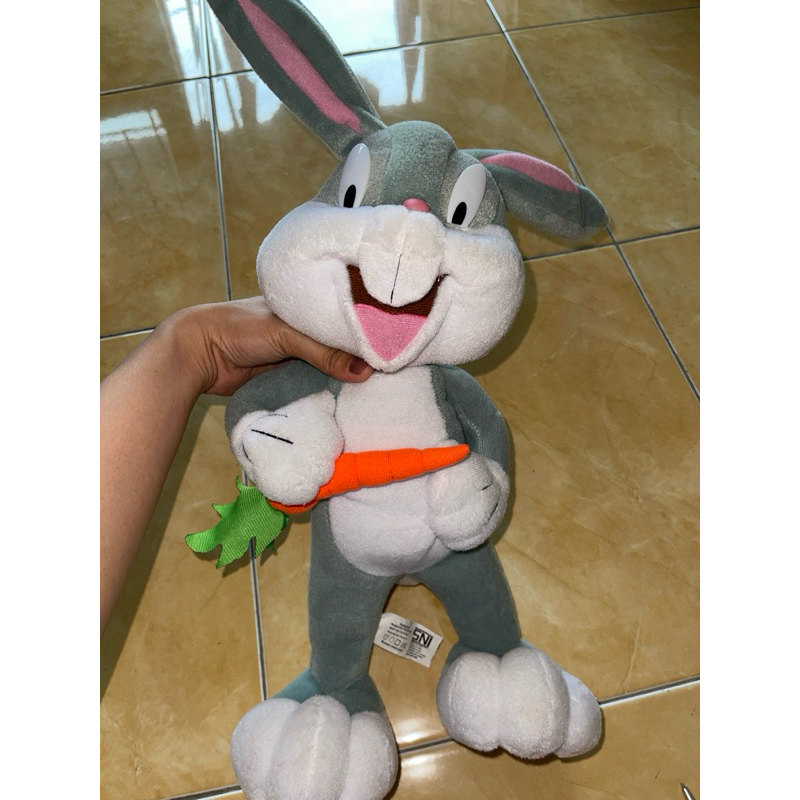 Boneka Kelinci SNI model Bugs Bunny 50cm