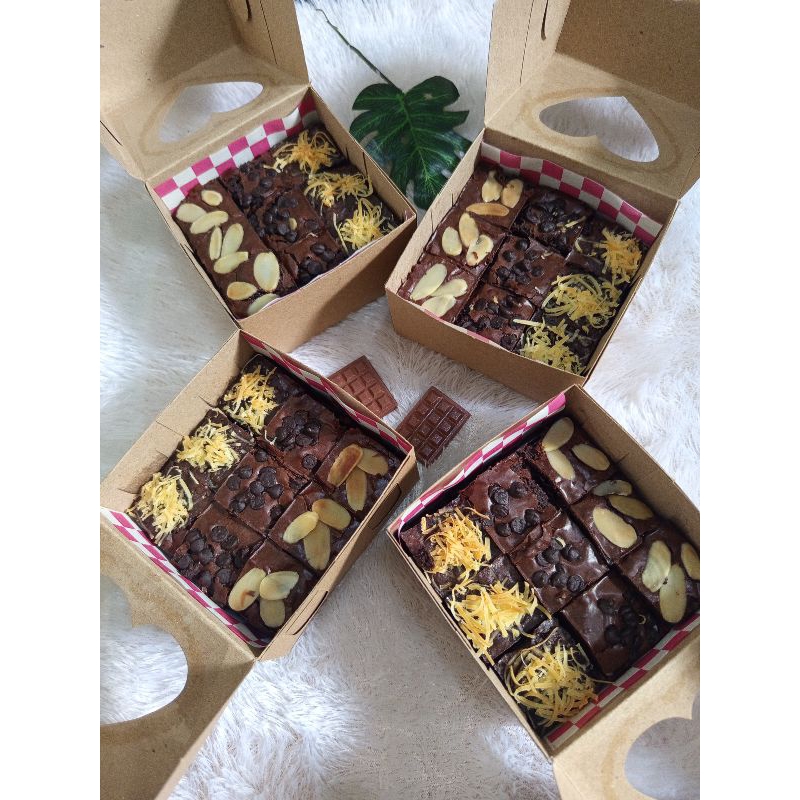 

Fudgy Brownies Mini 10x10cm, brownies mini