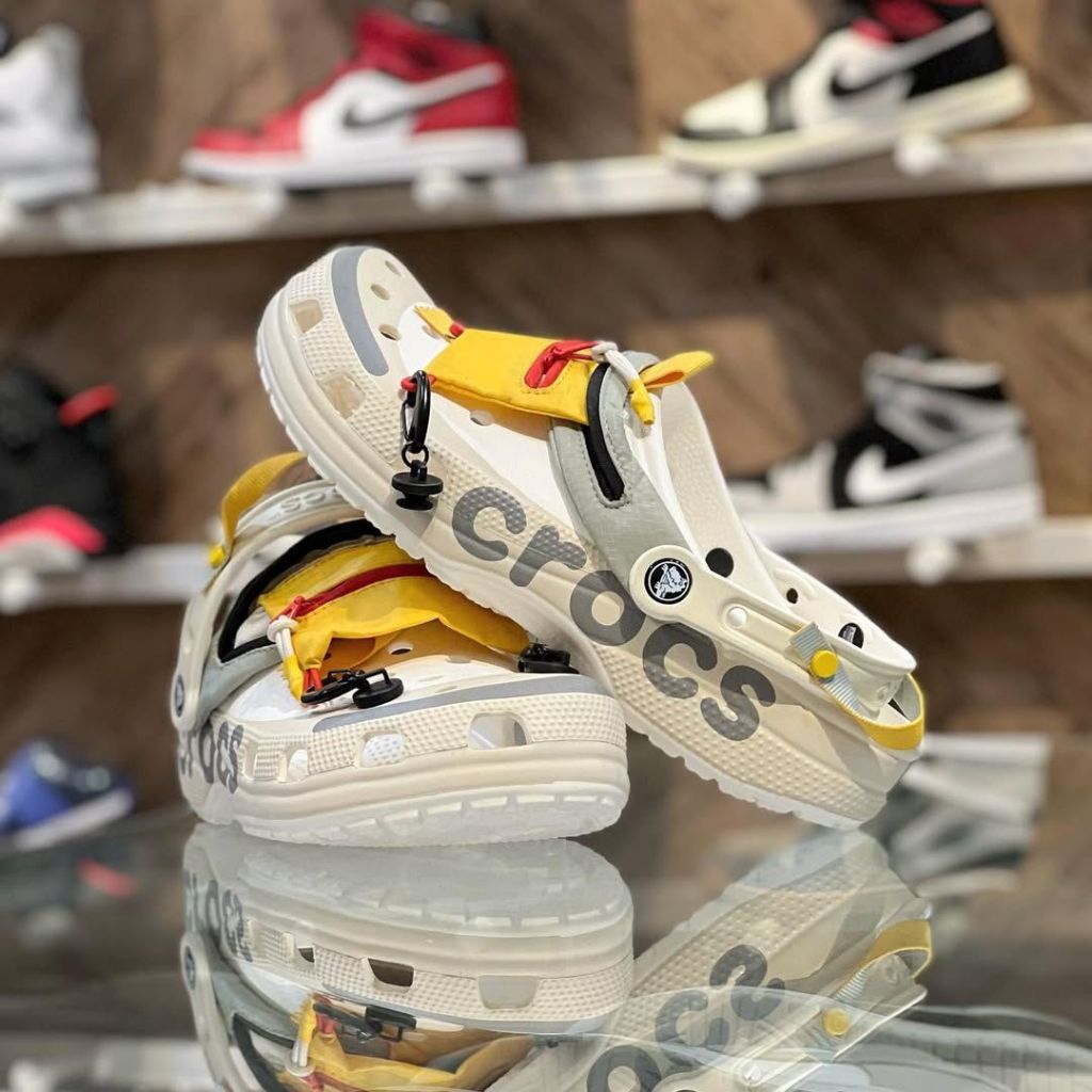 Crocs classic venture pack 2 clog *no box