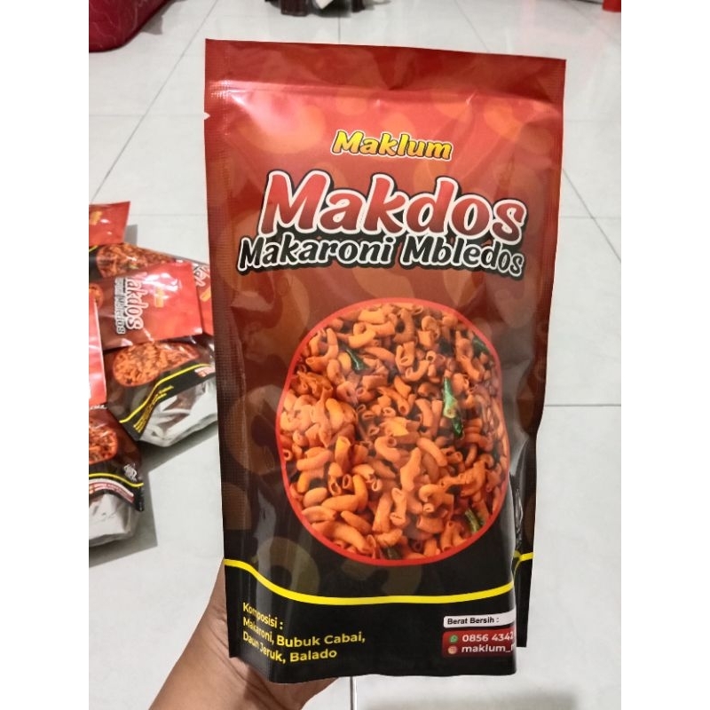 

makaroni pedas daun jeruk