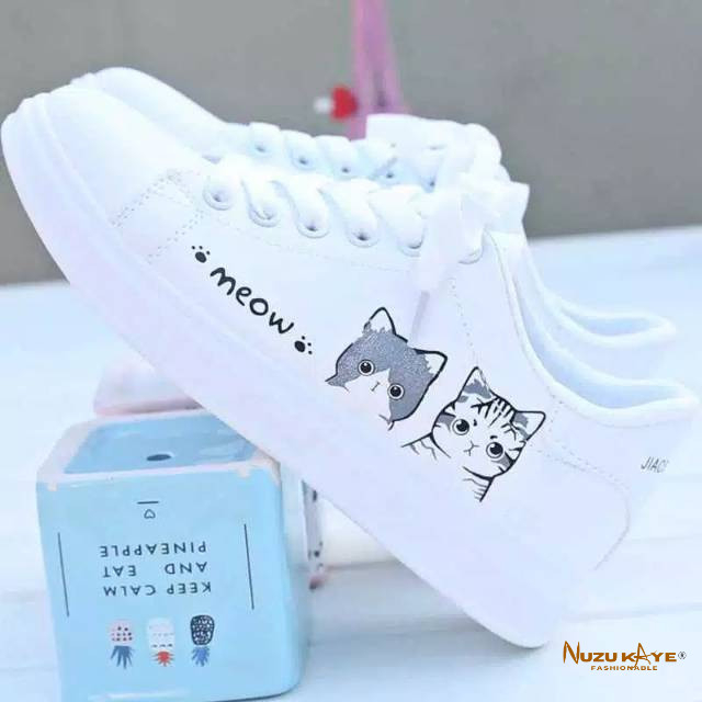 Izdihaar_Sepatu wanita kekinian Putih motif meow lucu / Sepatu Sneakers Wanita Terlaris