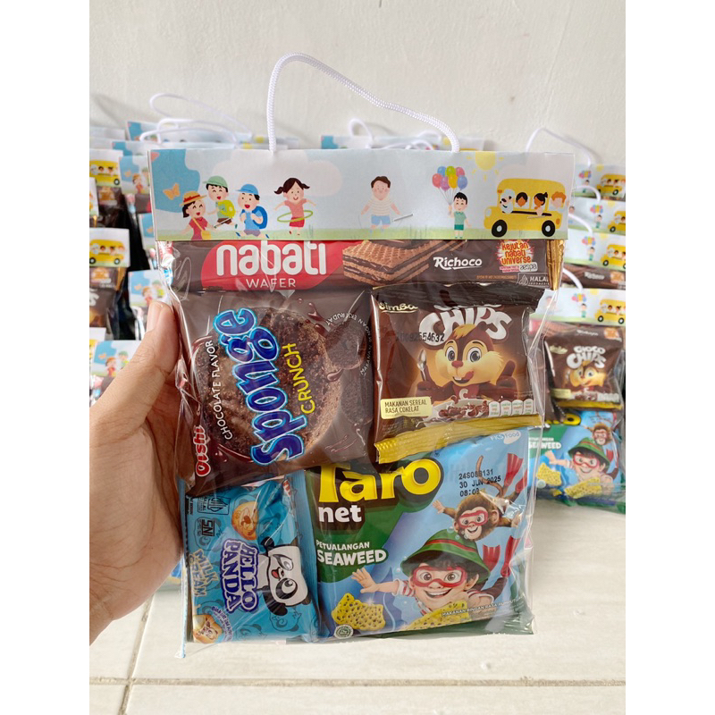 

souvenir ultah/Hampers ultah anak