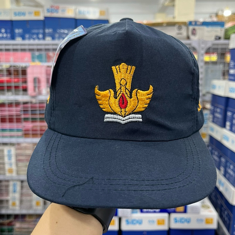 

TOPI SEKOLAH