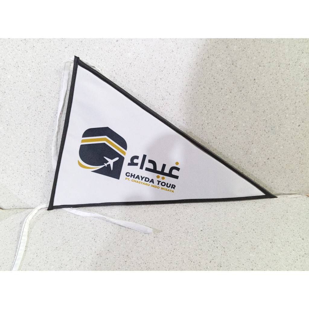 Bendera Travel Custom/Bendera Segitiga Custom/Bendera Tour Segitiga Custom Full Printing