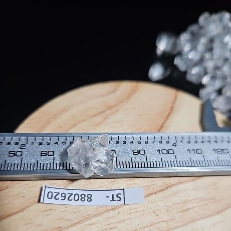 HERKIMER DIAMOND ROUGH BATU ASLI