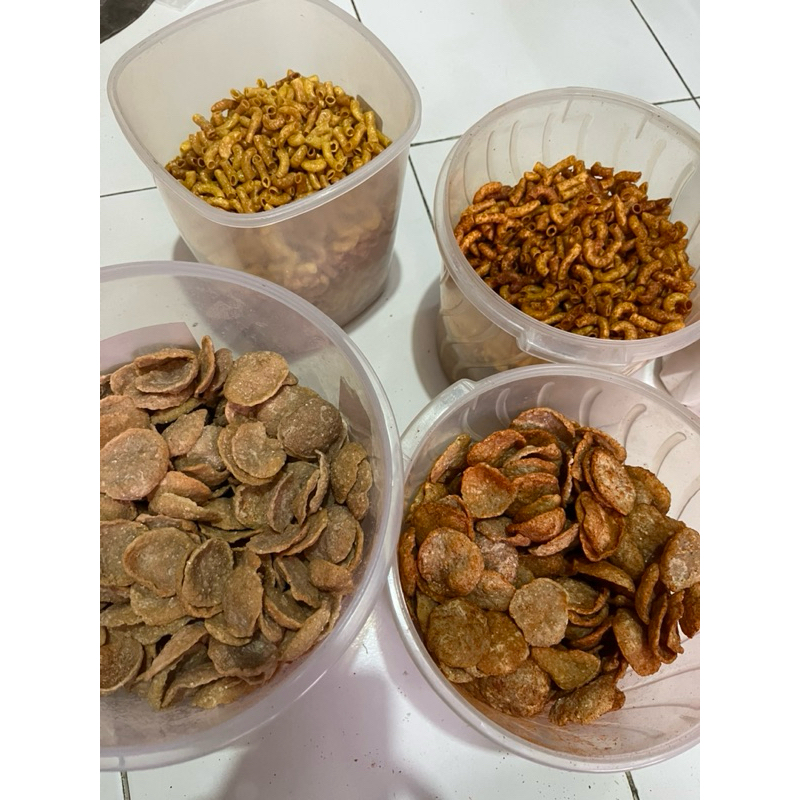 

Makaroni Dan Basreng Kriuk 500gr
