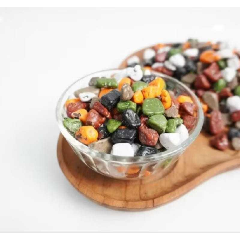 

Coklat Kerikil Arab Turki Cokelat Batu Manis 500gr Kemasan Standing Pouch Cokelat Batu Kerikil