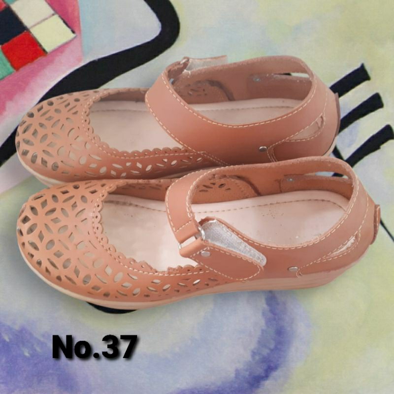 Sandal Wanita /Sepatu Wanita/Pl❤/Murah/Masih Layak Pakai/Heels/Preloved