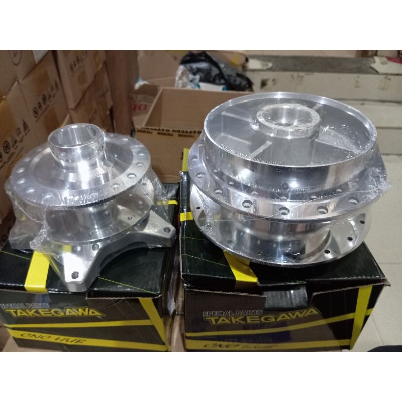 Tromol TAKEGAWA Depan Belakang CB150R New & CB150R Old Chrome Polish