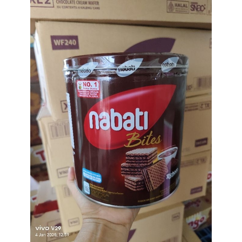 

nabati wafer kaleng uk 240 g exp oktober 2025