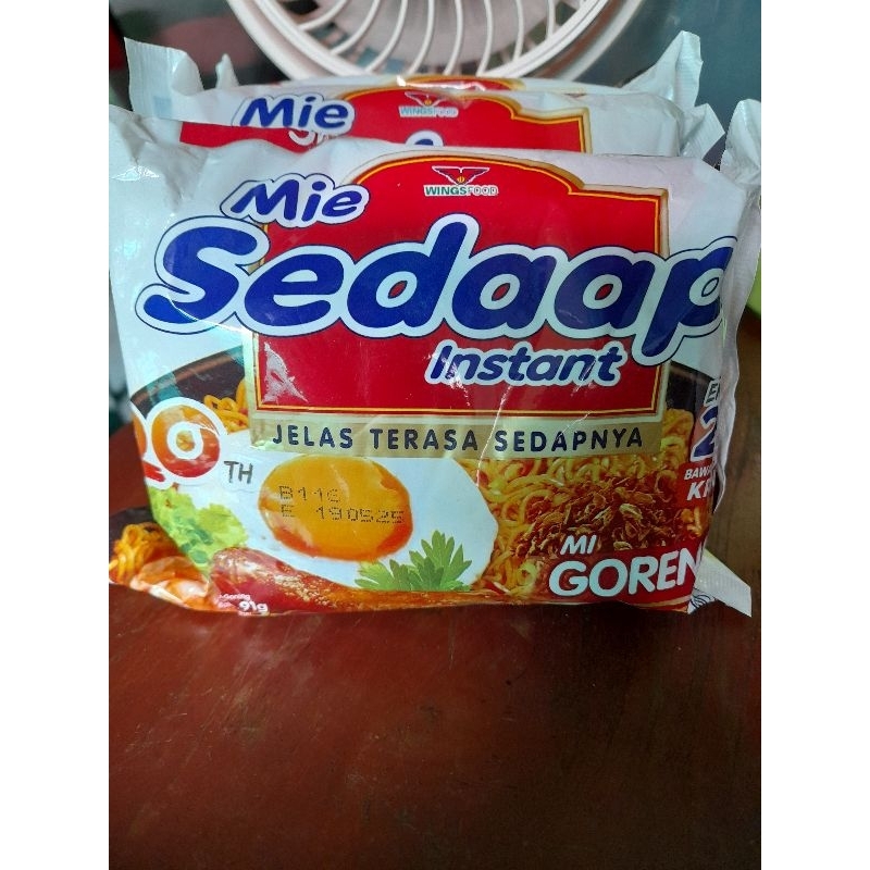

sedaap mie goreng 5pcs murah