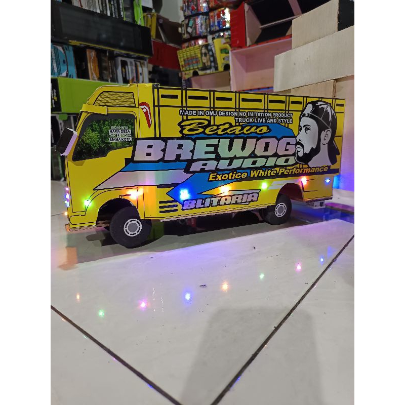 Miniatur truk sound horeg brewog audio