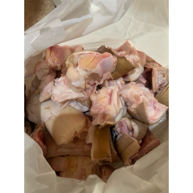 

KIKIL SAPI LOKAL LEPAS TULANG / Kikil Utuh / Kikil Potong / Kaki Sapi kiloan