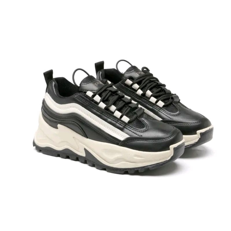 (PRELOVED) PVN TAECYEON SNEAKERS BLACK