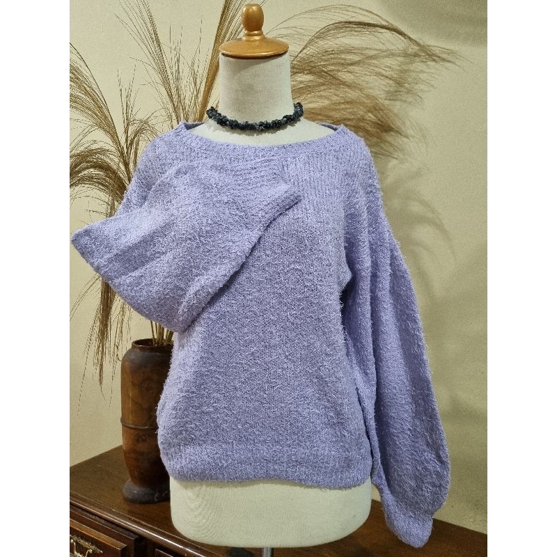 sweater rajut bulu lilac