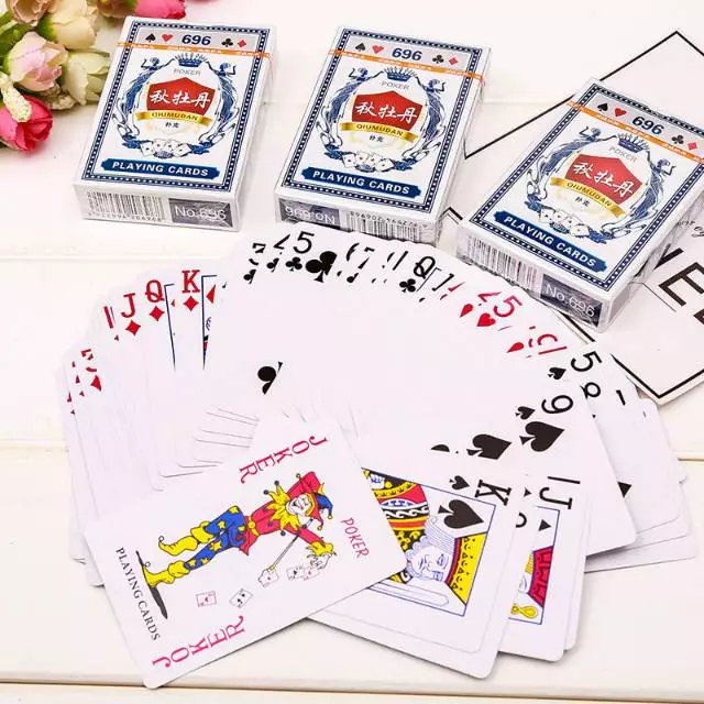 Aneka Kartu Remi Motif Batik dan classic Kartu Poker