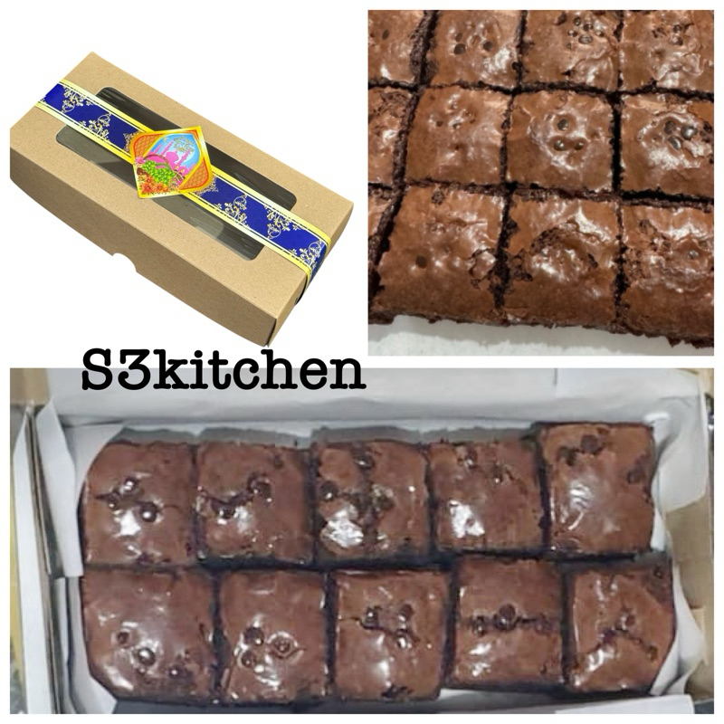

hamper brownies coklat panggang choco chip isi 10 potong