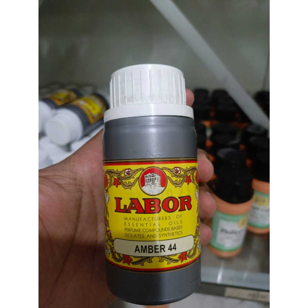 AMBAR 44 BIBIT PARFUM MURNI SEGEL 100 GRAM PRODUK LABOR ( MISIK HITAM )