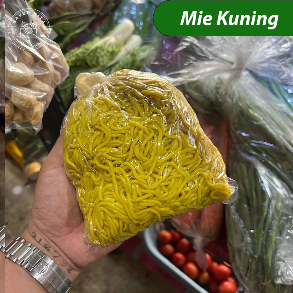 

Mie kuning | sayurkita_id