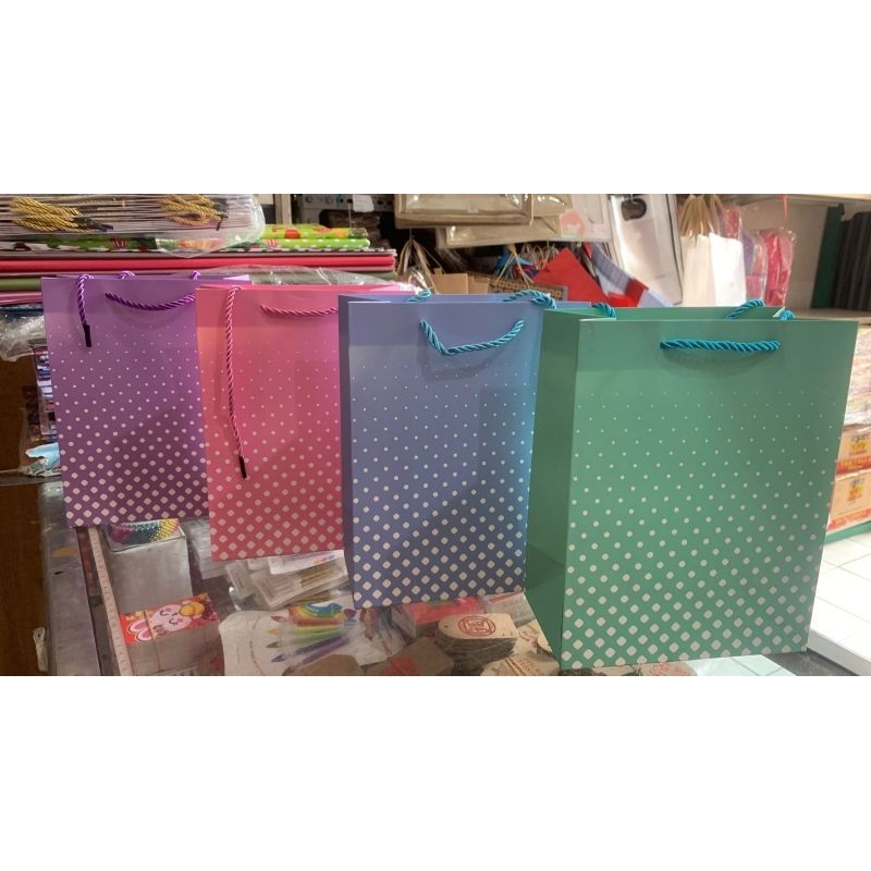 

paperbag warna paperbag tebal Paperbag Hadiah Tas Kado