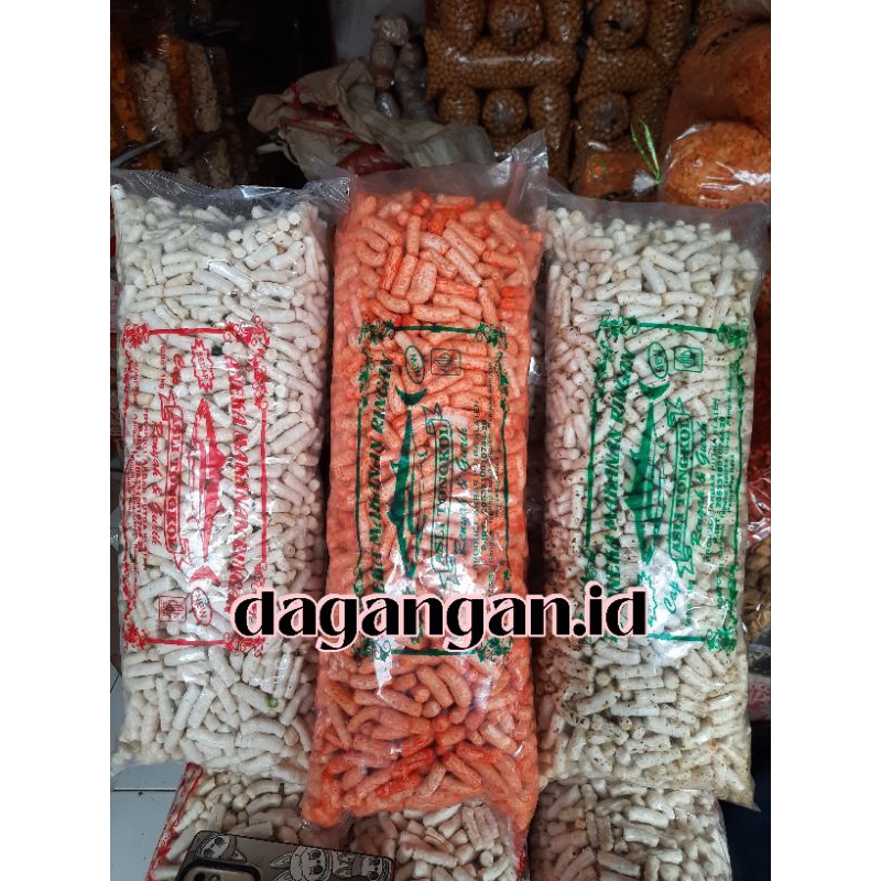 

1 KILOGRAM KRUPUK STIK TONGKOL ORIGINAL / PEDAS / CABE IJO