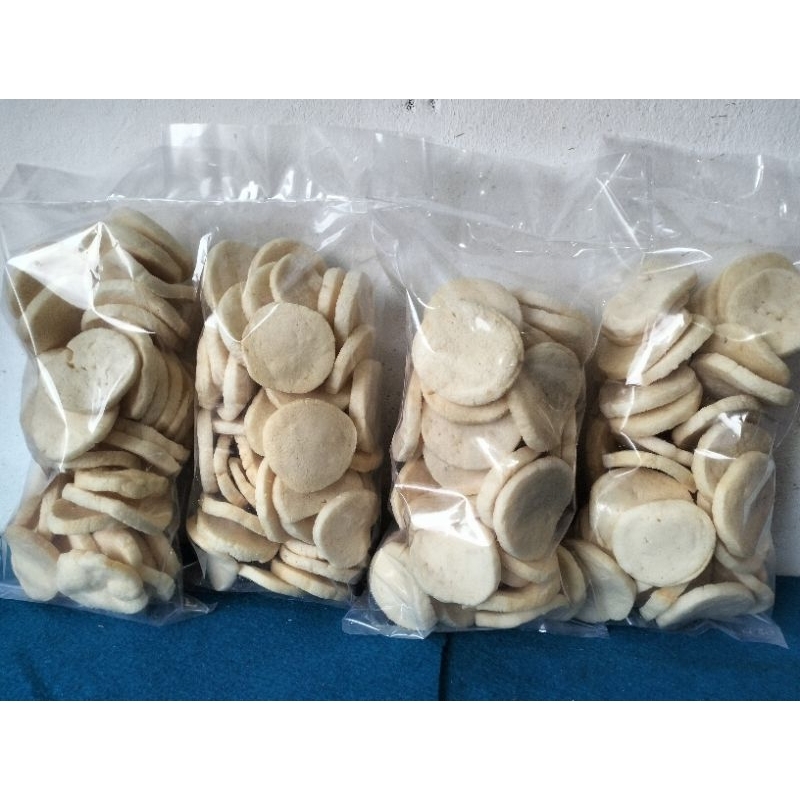 

kemplang kancing 4bungkus 800gr (kualitas super nomor 1) kemplang khas Palembang asli ikan tenggiri