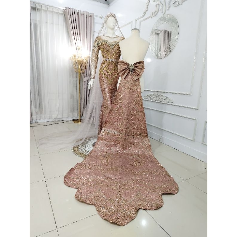 gaun pengantin rose gold mewah