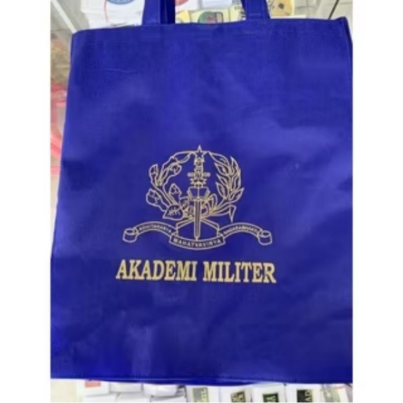 

GOODIE BAG AKADEMI MILITER TAS AKMIL TAS TARUNA