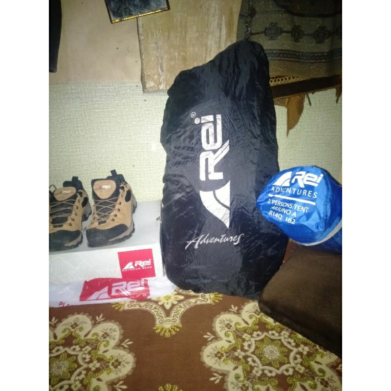 second Tenda Arei,sepatuArei dan Carier Arei 60+5ltr plus Rain Cover ori