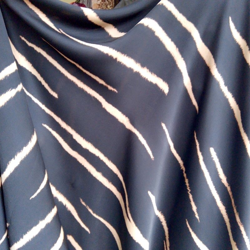 kain satin motif leopard import - kain satin motif - kain satin  - kain satin Velvet premium - kain 