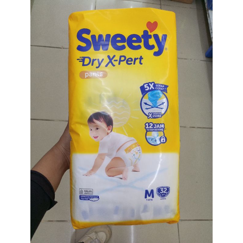sweety diapers dry expert M32