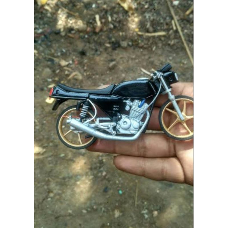 diecast miniatur motor drag honda gl max 100 edisi full black