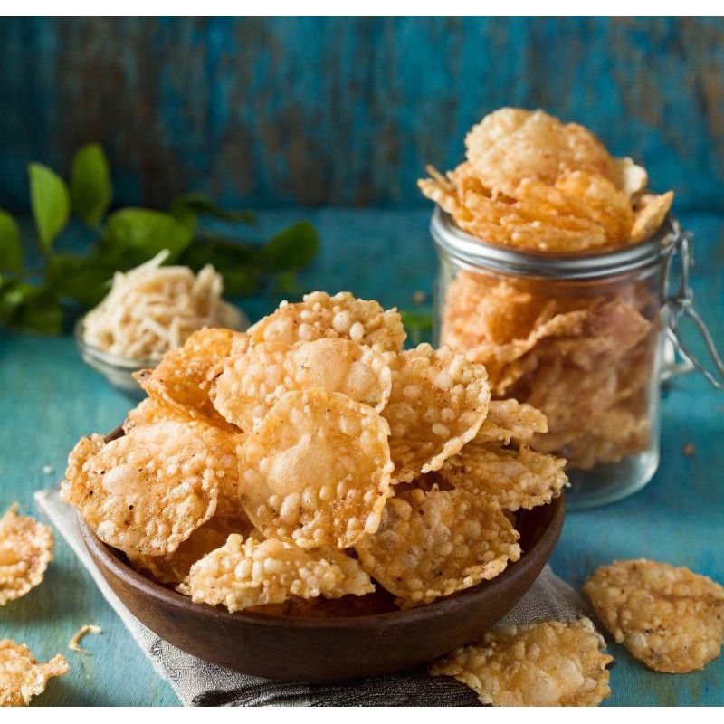 

Kue Bawang Pedas Mbah Bawok
