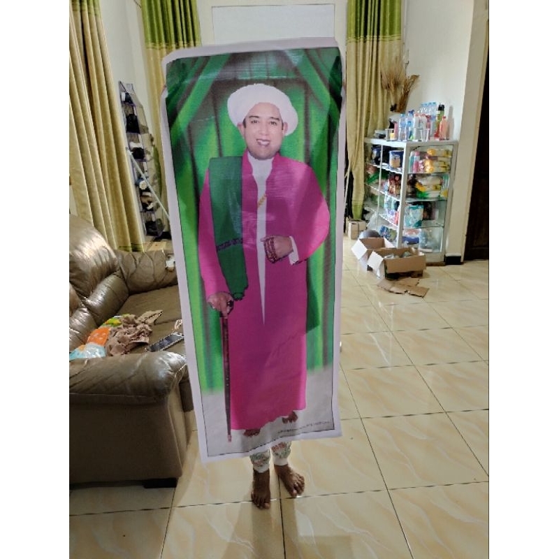 foto Abah guru sekumpul dan habib