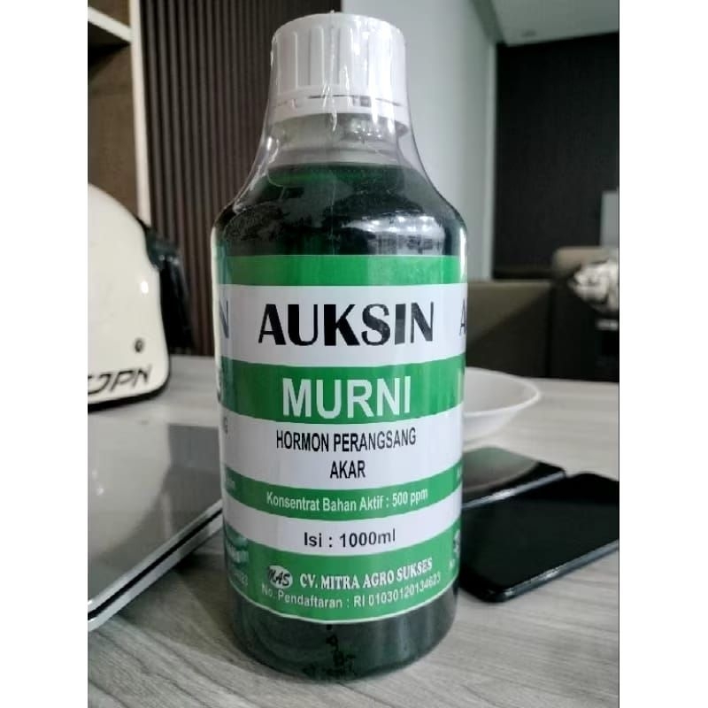 Auksin , Giberelin Murni 1 Liter hormon perangsang akar dan bunga pada tamanan